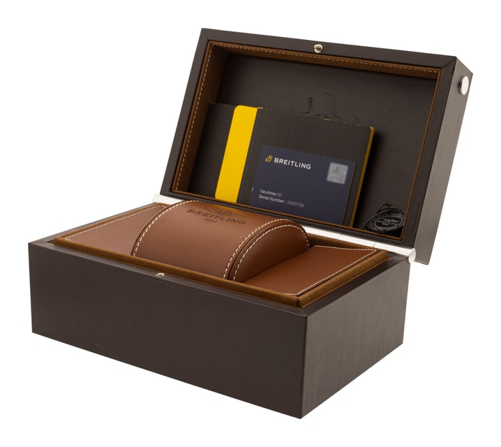 Breitling Navitimer RB0120 Image 4